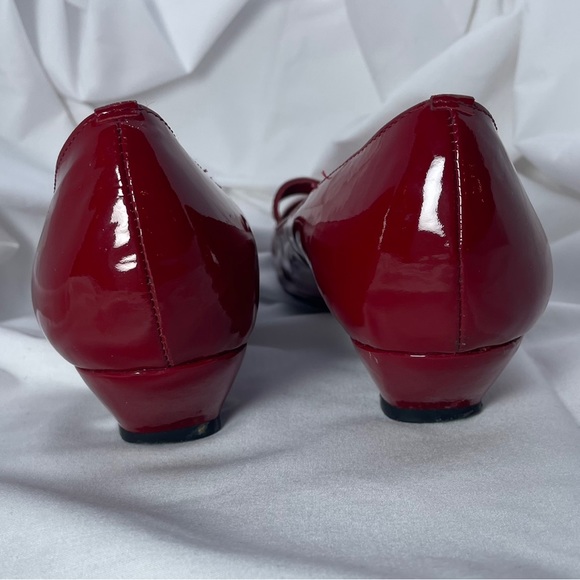 Nurture Brand Shoe. Red 1-inch Patent leather shoes. - Picture 2 of 7